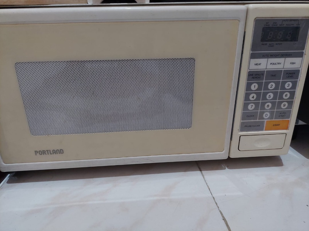 Portland Microwave (Bekas, Rusak), Elektronik, Lainnya di Carousell