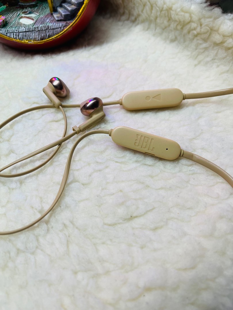 PRELOVED JBL TUNE 215 BT, Audio, Earphones on Carousell