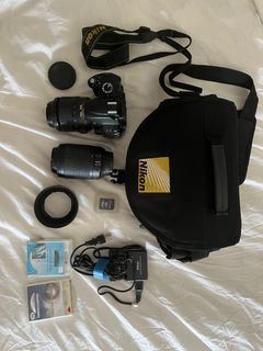 PRELOVED NIKON D5000 with Manfrotto tripod