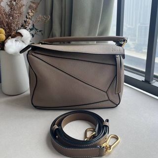 Louis Vuitton Cube Scott Box + Rendez-Vous Bandeau Silk Scarf – My Paris  Branded Station-Sell Your Bags And Get Instant Cash