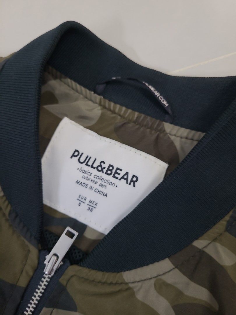 Pull Bear bomber jacket Men s Fashion Activewear on Carousell