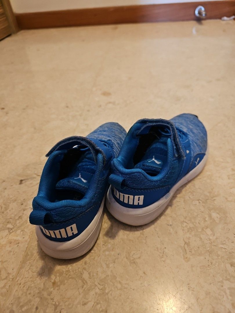 Puma kinder deals fit soft foam