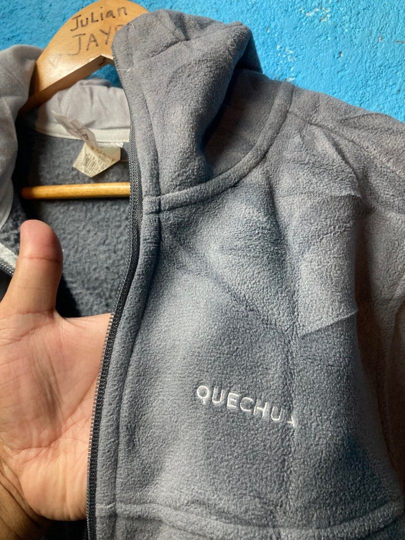 Quechua jacket, Men's Fashion, Activewear on Carousell