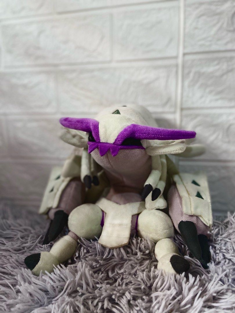 Golisopod plush deals