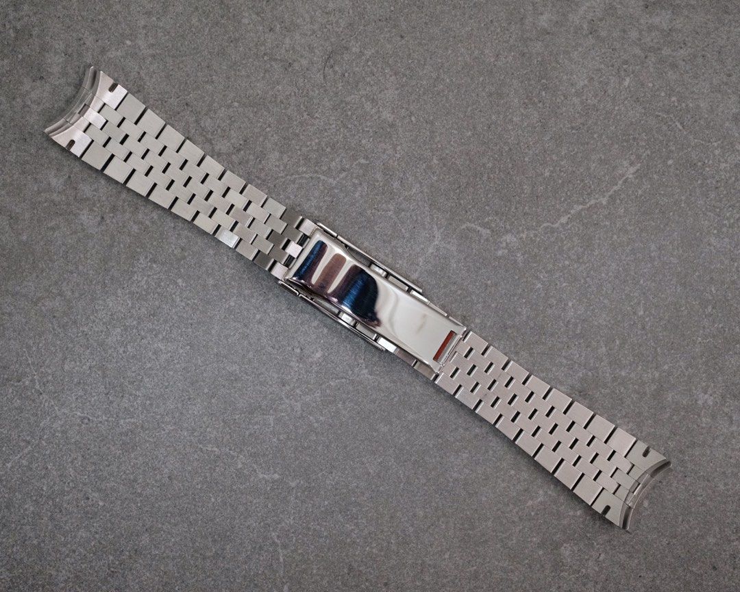 FS: Strapcode Super Jubilee Bracelet for Seiko SKX | WatchUSeek Watch Forums