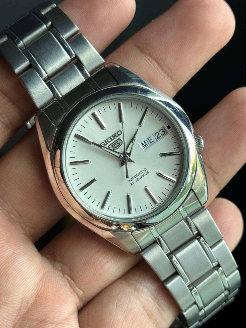 Seiko 5 SNKL41K1 Baby Sarb Men s Fashion Watches Accessories