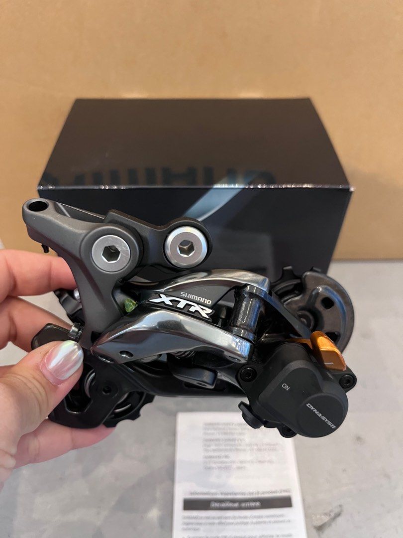 Xtr m9000 rear derailleur outlet
