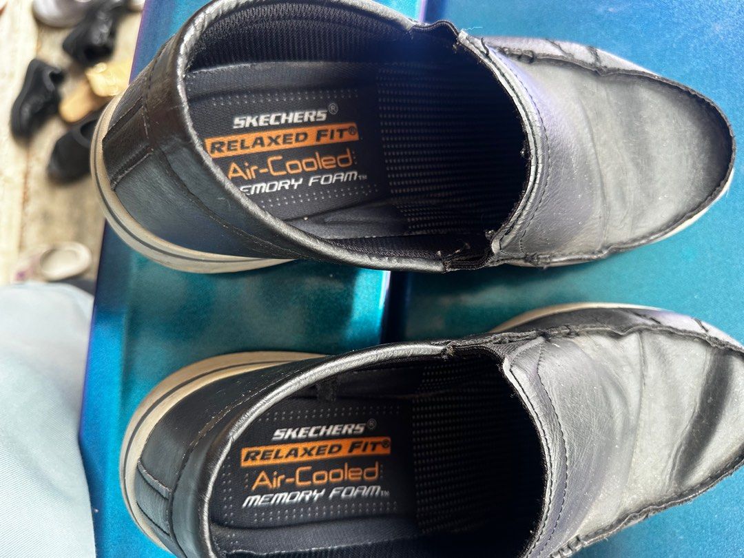 Giày skechers deals relaxed fit