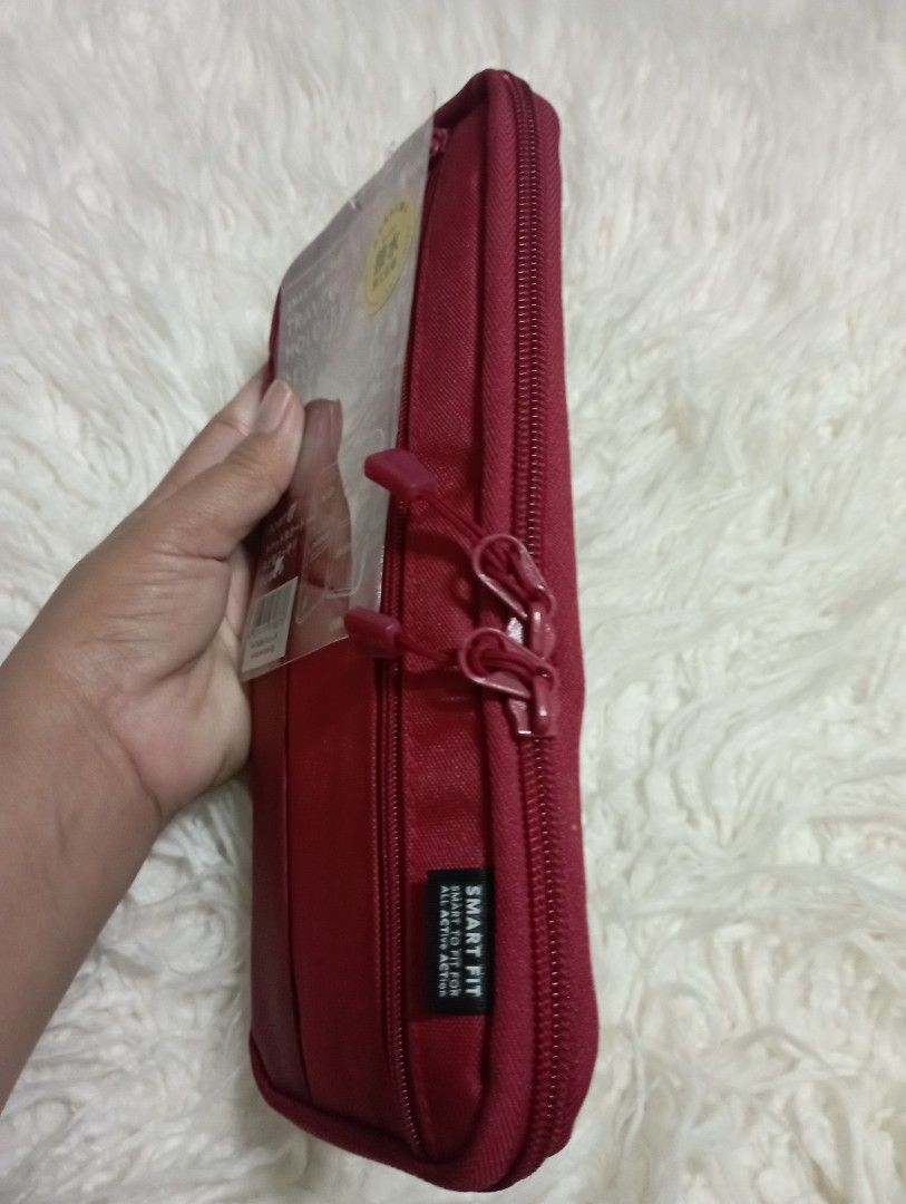 Smart Fit Actact Travel Holder Lihit Lab, Women's Fashion, Bags