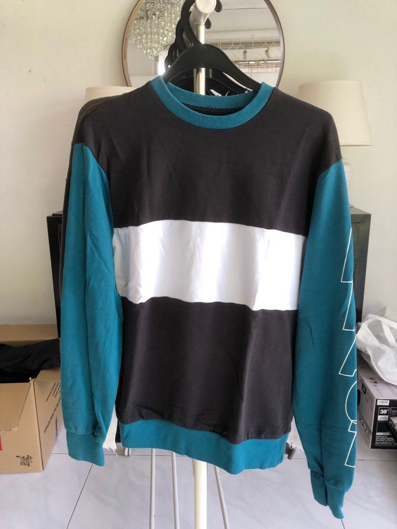 BN Authentic lv JAZZ FLYERS short-sleeved sweater, Women's Fashion, Tops,  Longsleeves on Carousell