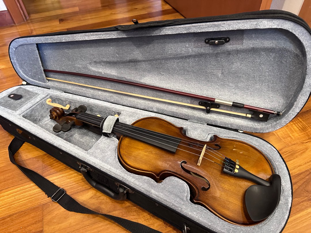 【美品】Synwin 1/10バイオリン 2019シンガポール 送料込み Synwin Violin, Hobbies & Toys, Musical Instruments on Carousell