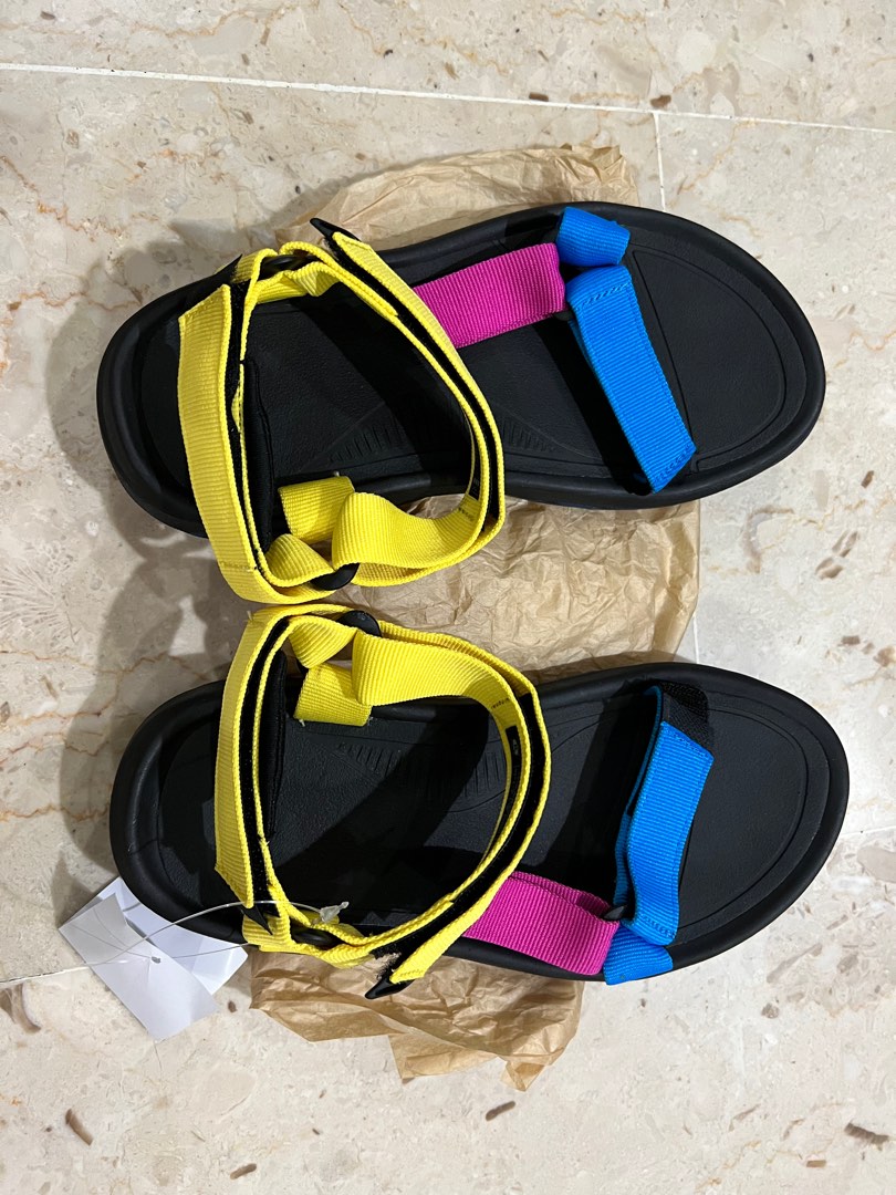 Teva Sandals Woman Hurricane XLT2 Colorful Yellow Blue Pink