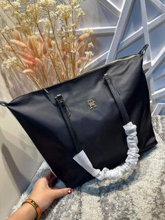(Category: ) located in . Submitted by accessorixs (Listing ID 1262520267, Image 1). Description: .
