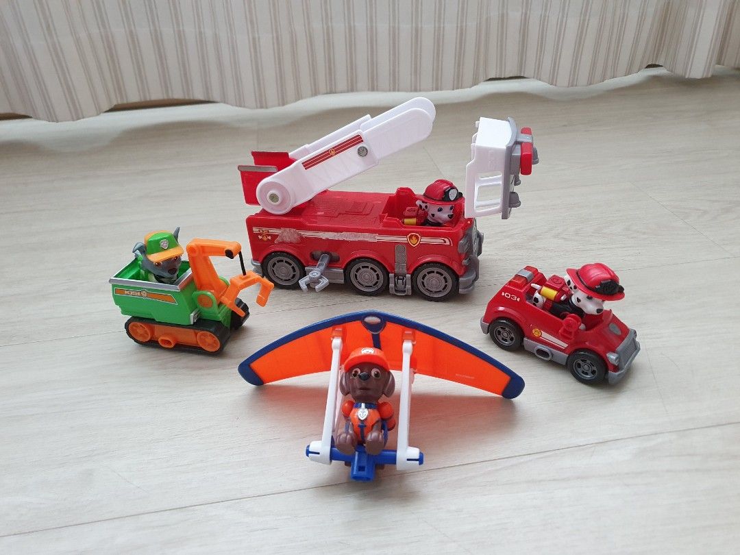 Paw patrol ultimate rescue shop rocky and zuma