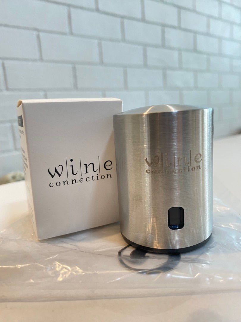VACUUM WINE STOPPER, TV & Home Appliances, Kitchen Appliances, Wine