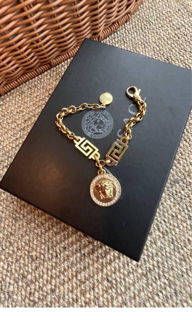 Versace icon outlet medusa bracelet