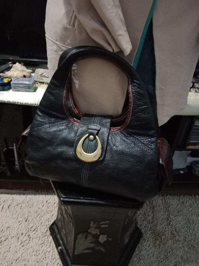 H A Genuine leather black kili bag for women { preloved}