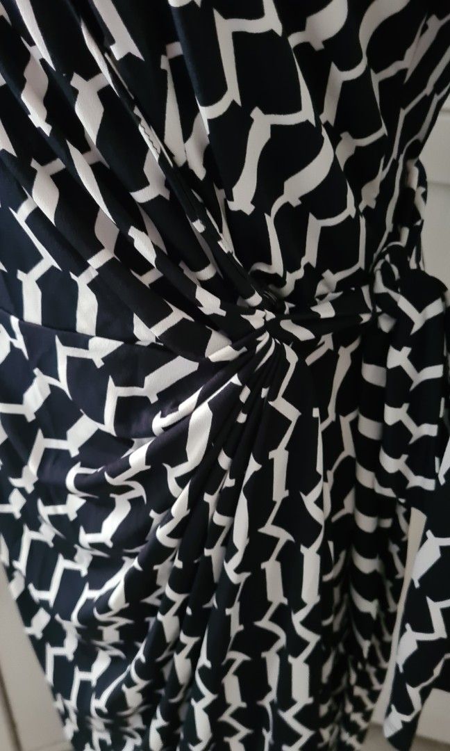 Wallis geometric wrap dress