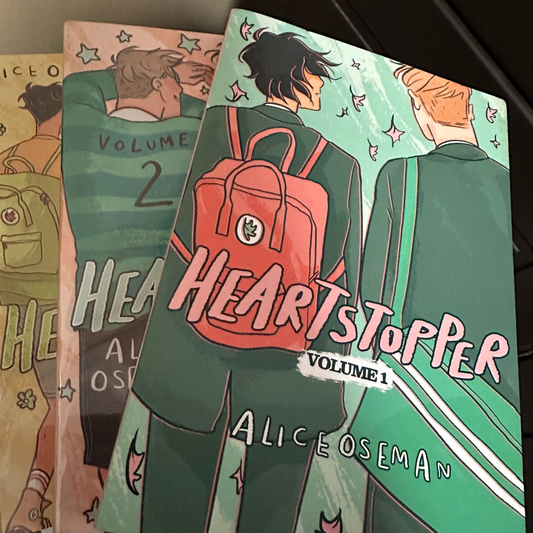 wts heartstopper by Alice Oseman lgbtq mlm graphic novel YA romance  booktok, Hobbies & Toys, Books & Magazines, Fiction & Non-Fiction on  Carousell