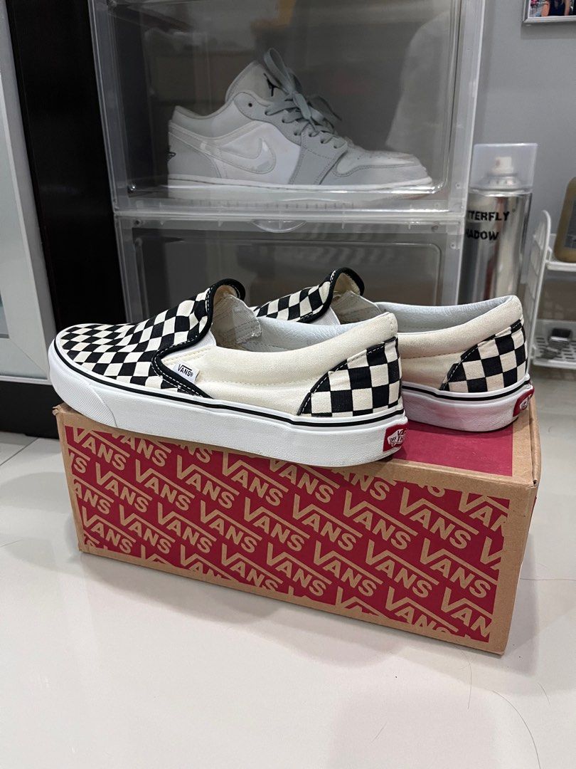 Van black store and white checkered