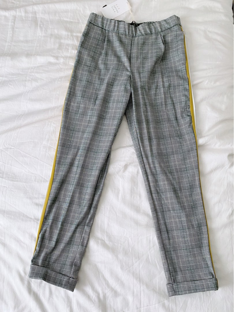 Zara Checkered Pants Women s Fashion Bottoms Other Bottoms on