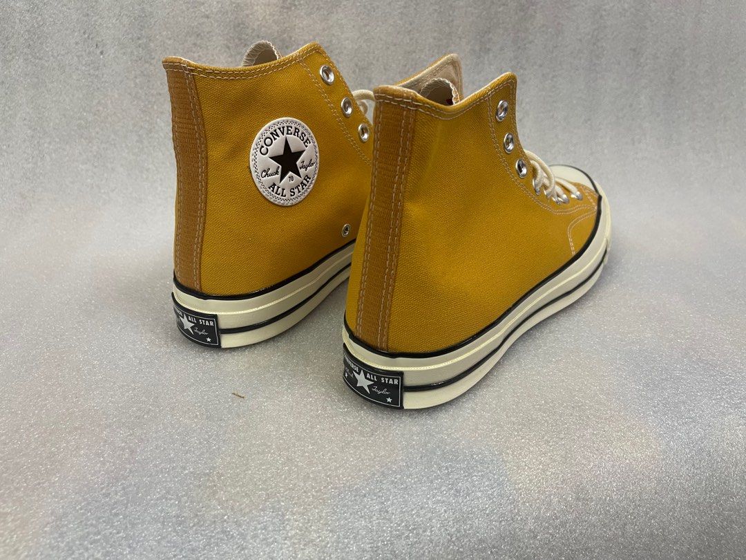 Beli converse top