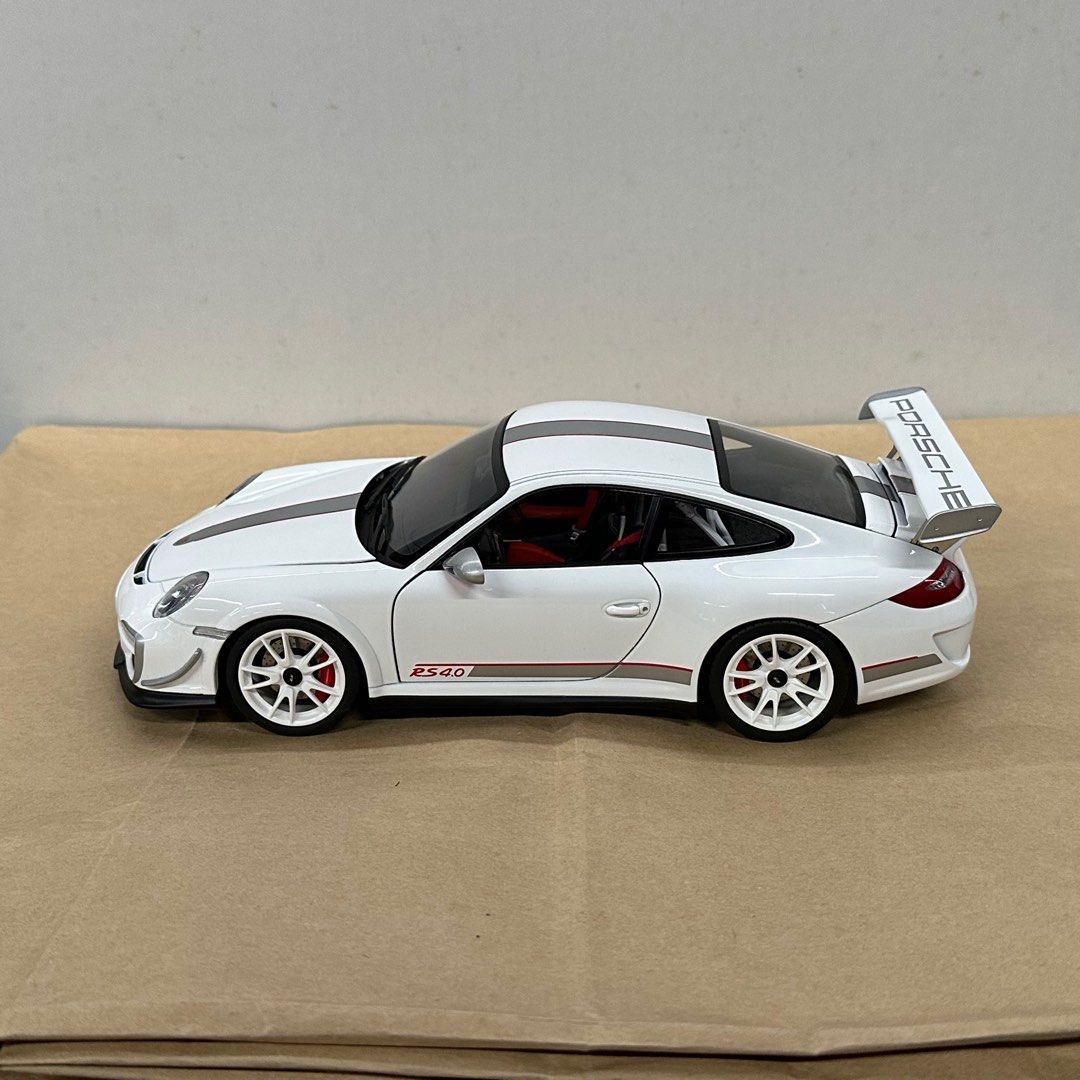 オートアート ポルシェ 911 GT3 1/18 ミニカー 白 - ミニカー