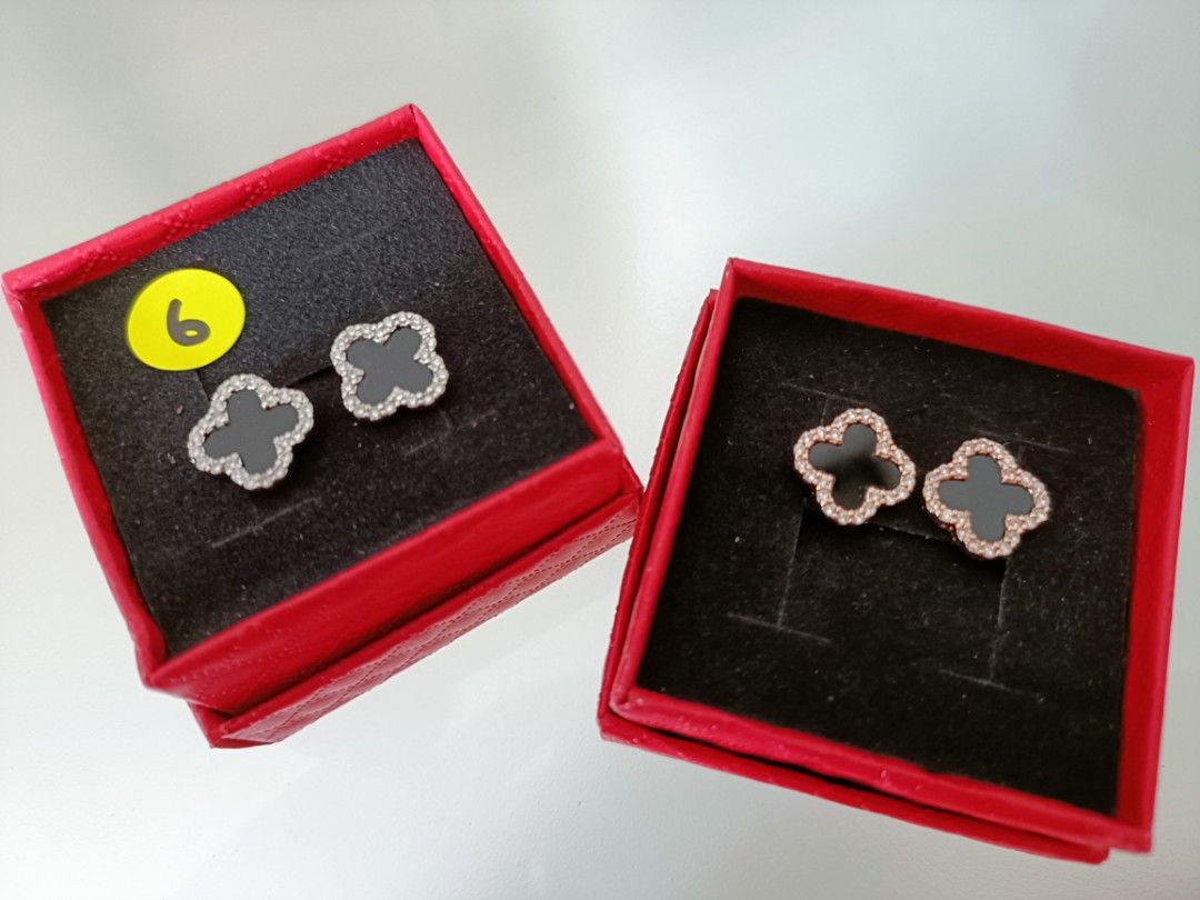 18k black chalcedony earrings
