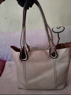 Vana shop Korean Lv Sling Bag Hand Bag 3in1