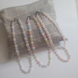 花花頸鏈/串珠頸鏈  beaded flower necklace