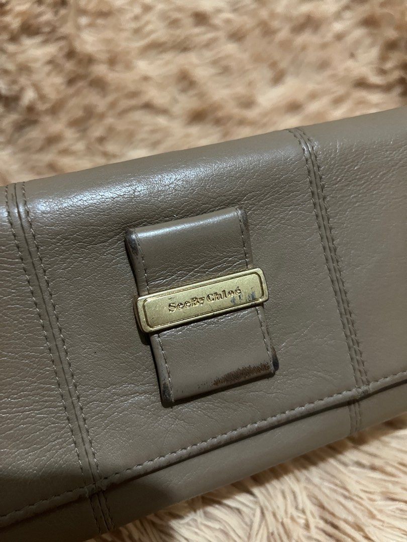 💯 Authentic See By Chloe Long Wallet (Category: Luxury Bags & Wallets) located in Paranaque City. Submitted by authentic_mj (Listing ID 1262825333, Image 2). Description: 💯 Authentic See By Chloe Long Wallet Preloved Authentic from Japan Issue: Dirt and sign of usage.