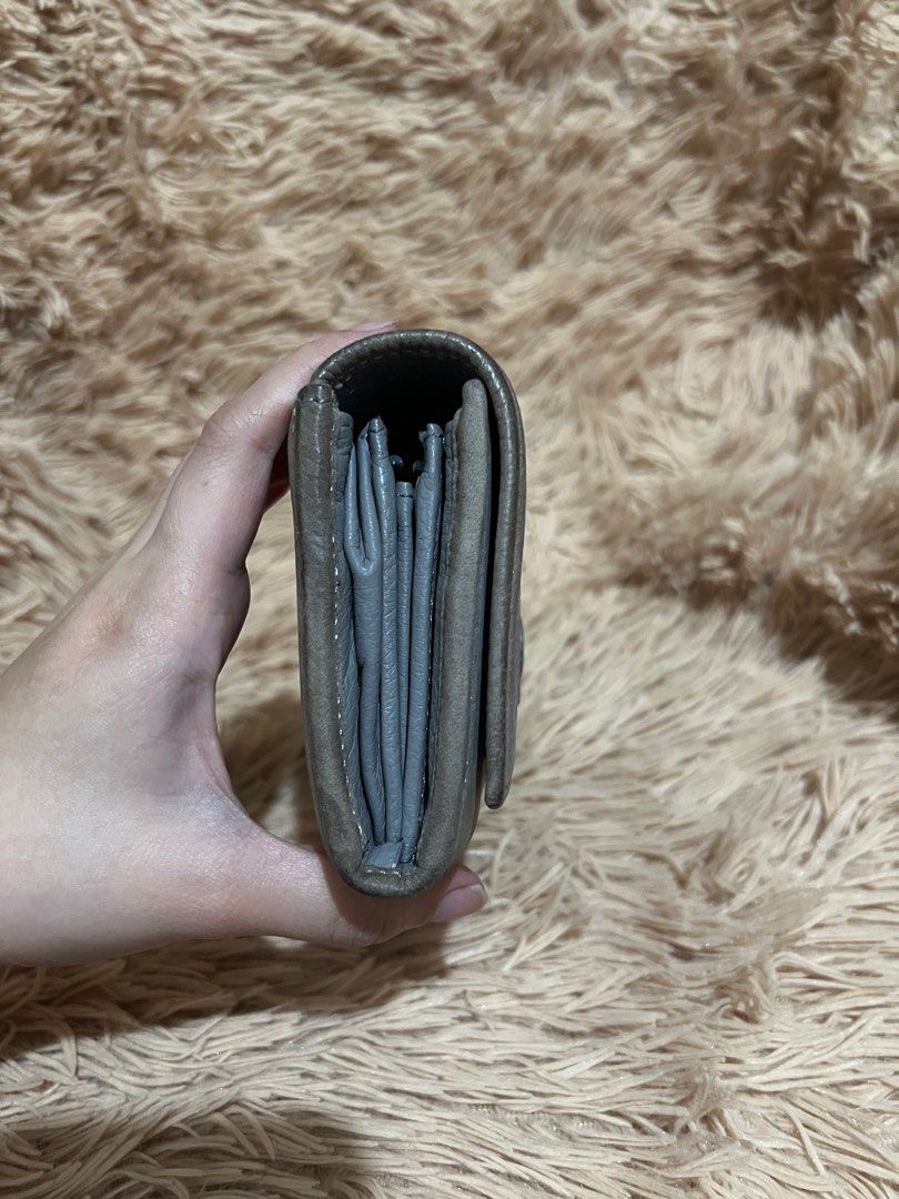 💯 Authentic See By Chloe Long Wallet (Category: Luxury Bags & Wallets) located in Paranaque City. Submitted by authentic_mj (Listing ID 1262825568, Image 2). Description: 💯 Authentic See By Chloe Long Wallet Preloved Authentic from Japan Issue: Dirt and sign of usage.