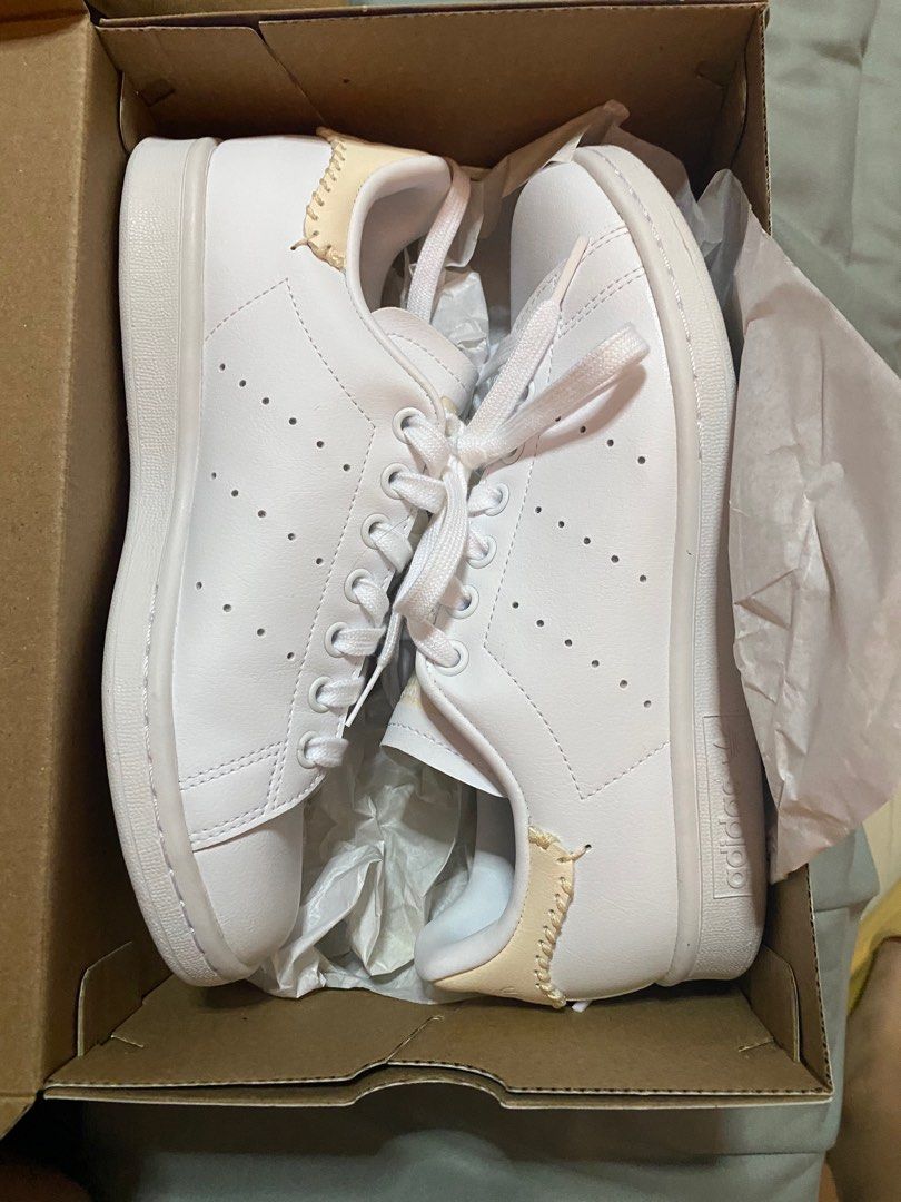 Adidas Stan Smith US 6.5 UNISEX BNEW ORIG SRP 5 300 Women s Fashion Footwear Sneakers on Carousell