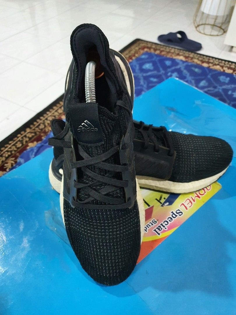 Adidas Ultra Boost 8.5uk Men s Fashion Footwear Casual shoes on