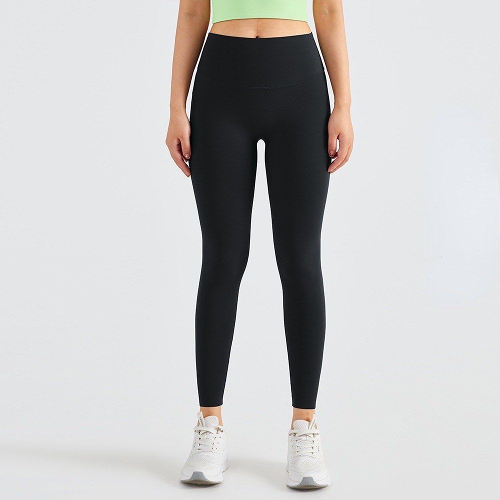 Airactive Yoga Pants Free Size Premium Lycra Material 2024, Women's  Fashion, Activewear on Carousell