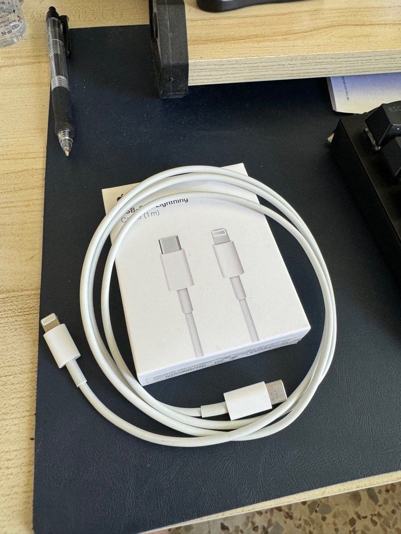 Apple USBC to Lightning Cable 1M, Mobile Phones & Gadgets, Mobile