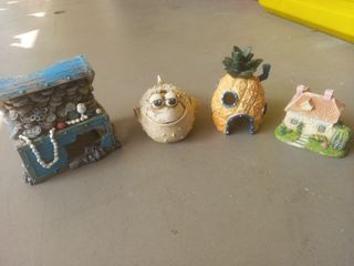 Aquarium ornaments - used