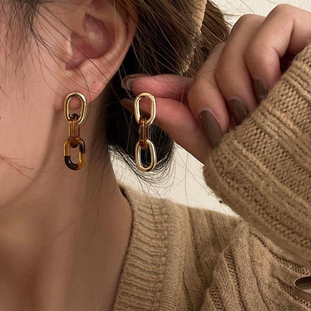 Chain model gold best sale earrings