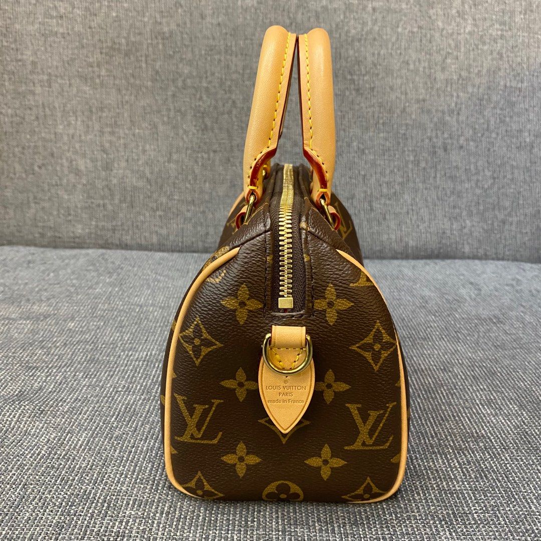 New Olive green LV speedy bandouliere 20 monogram bag, Women's Fashion, Bags  & Wallets, Shoulder Bags on Carousell