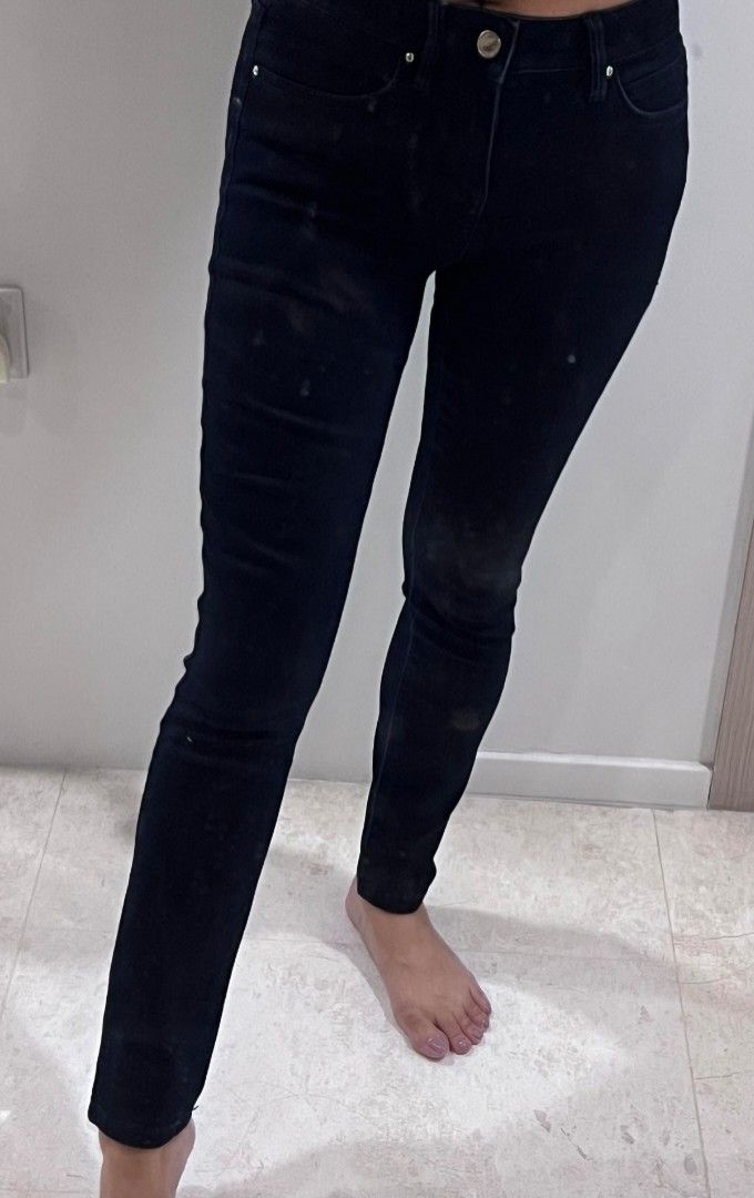 Bebe logo embellished back skinny jeans dark blue super sexy party chic hot