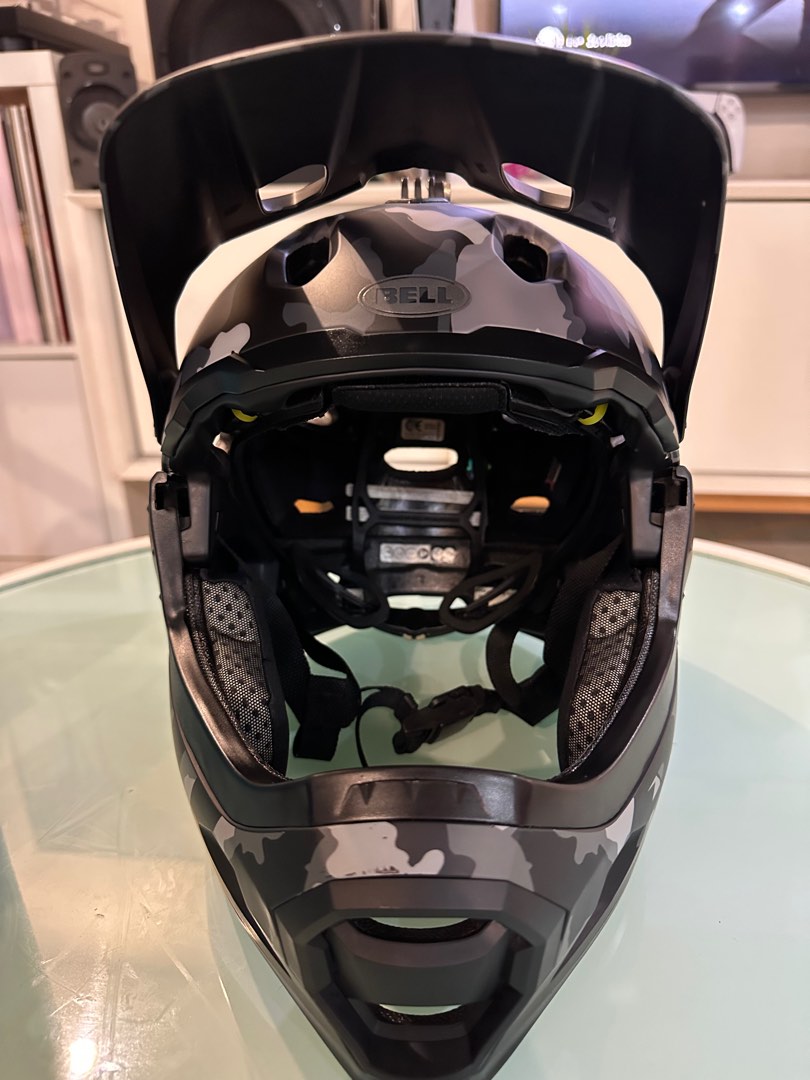 Bell super clearance dh camo