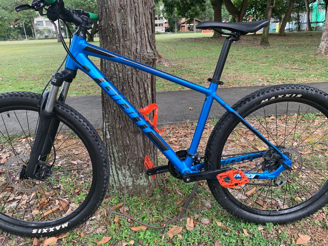 BEST VALUE for MONEY in CAROUSELL Giant Talon 3 Sports