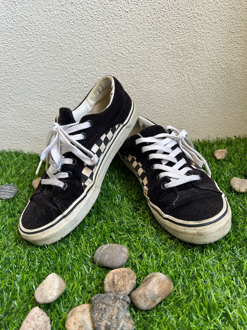 Vans corduroy hot sale lampin