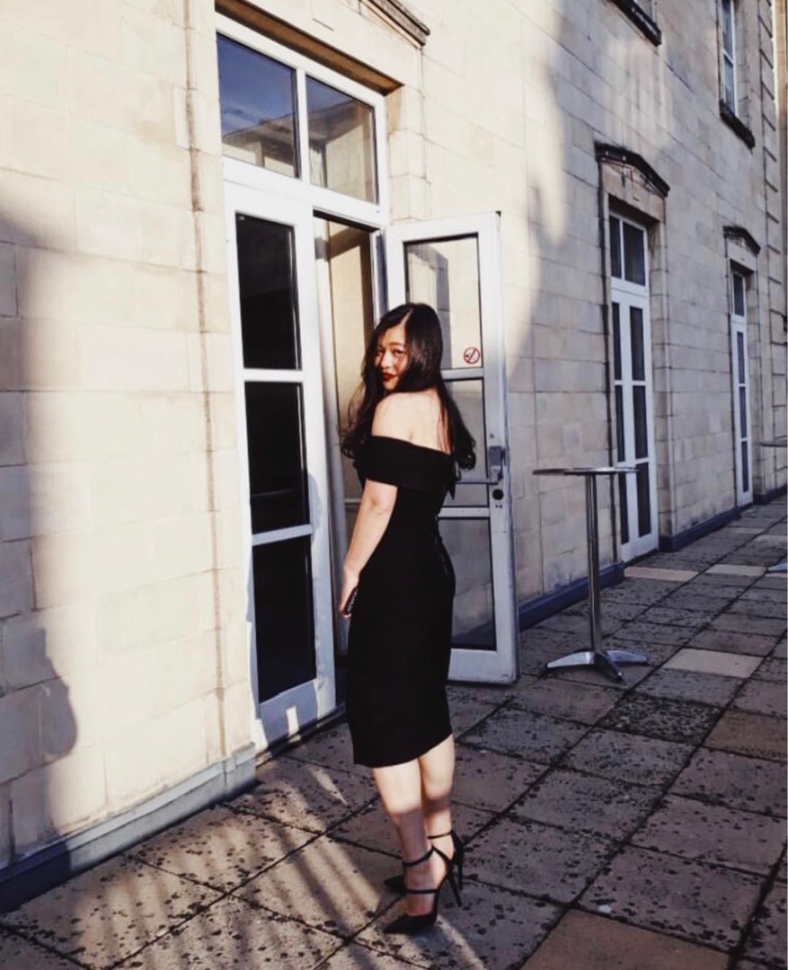 Sportsgirl black best sale dress