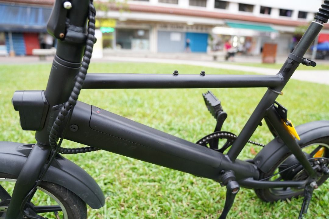 Black Venom 2 Ebike by MiniMotors 14 x 2.125 Tyres LTA Approved Sports Equipment PMDs E Scooters E Bikes E Scooters E Bikes on Carousell