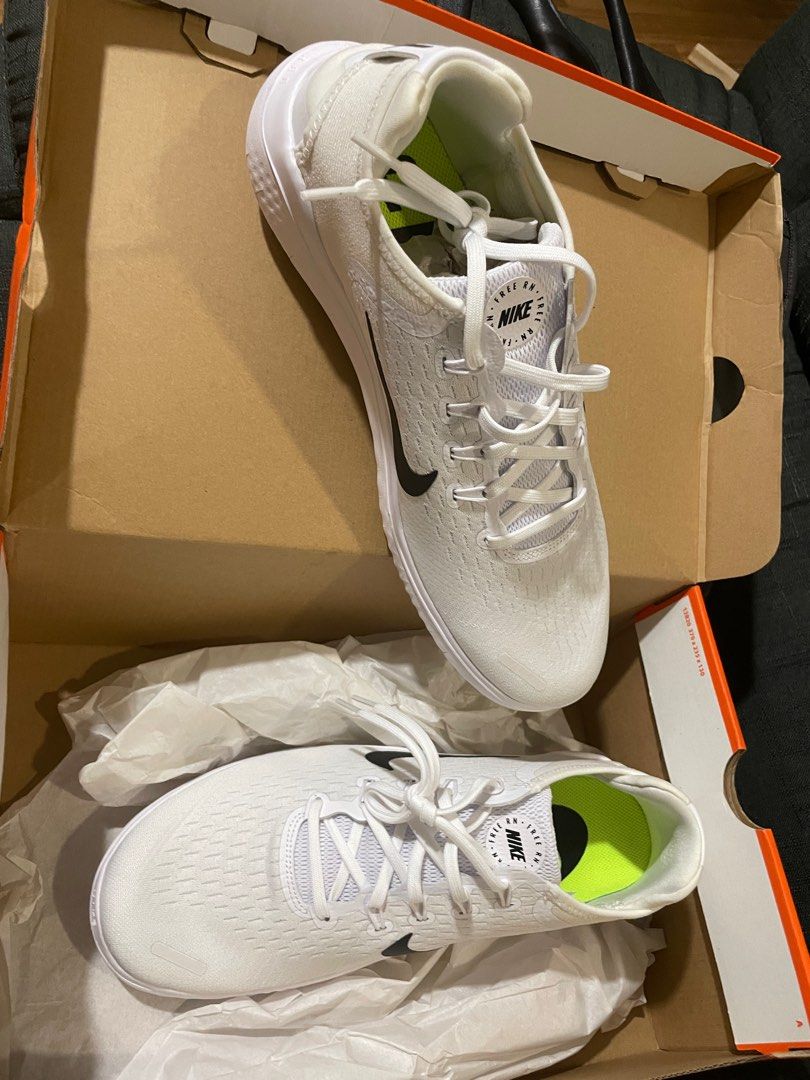 Free rn 2018 white on feet top