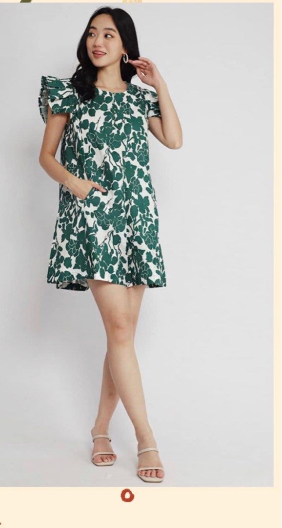 BNWT Louise Green floral jumpsuit romper jumper, Women's Fashion, Dresses & Sets, Jumpsuits on Carousell BNWT Louise Green floral jumpsuit romper jumper, Women's Fashion, Dresses & Sets, Jumpsuits on Carousell