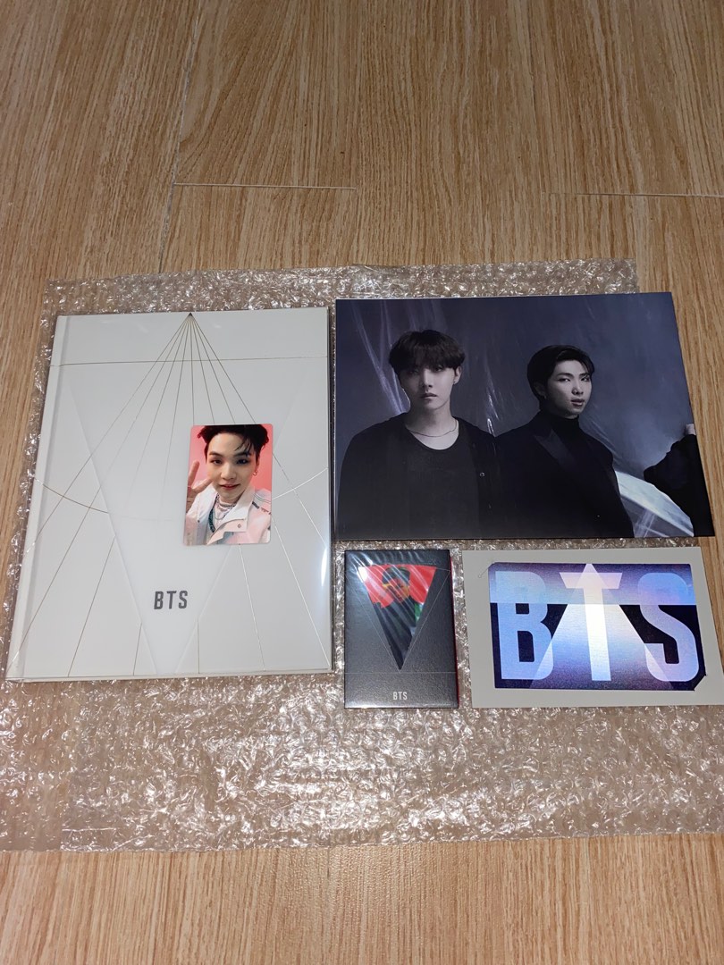 BTS MOTS ON: E PHOTOBOOK CLUE VER. w/ Suga PC, Hobbies & Toys ...