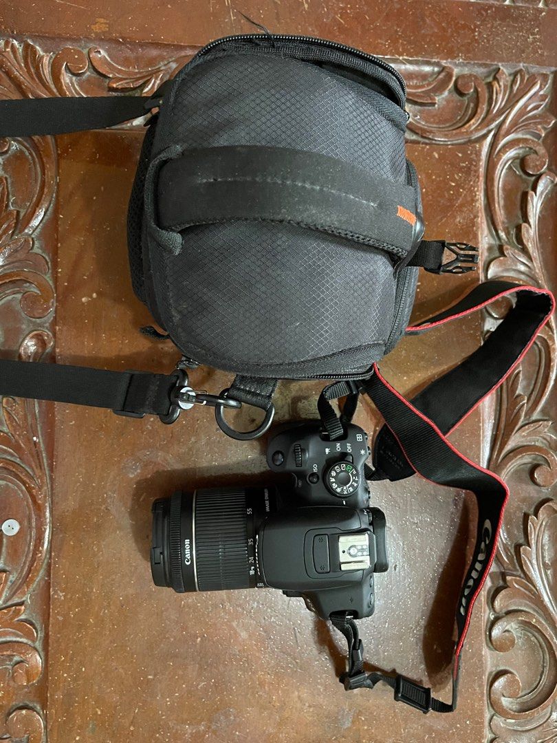 Canon eos 700d (Category: Cameras) located in Apalit. Submitted by katetalavera (Listing ID 1262678117, Image 1). Description: rfs di na ginagamit masyado.