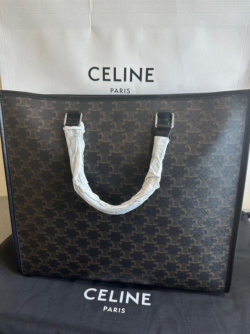 Celine Vertical Cabas In Triomphe Canvas And Calfskin Tote Bag Tan NWT sold  at auction on 3rd March